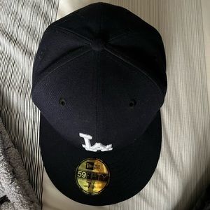 LA Classic Snapback Hat size 7 1/8